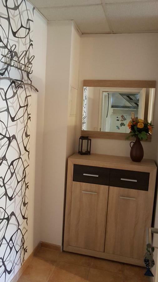 Apartment Im Gruenen Mit Anbindung Ans Zentrum Erfurt Eksteriør billede