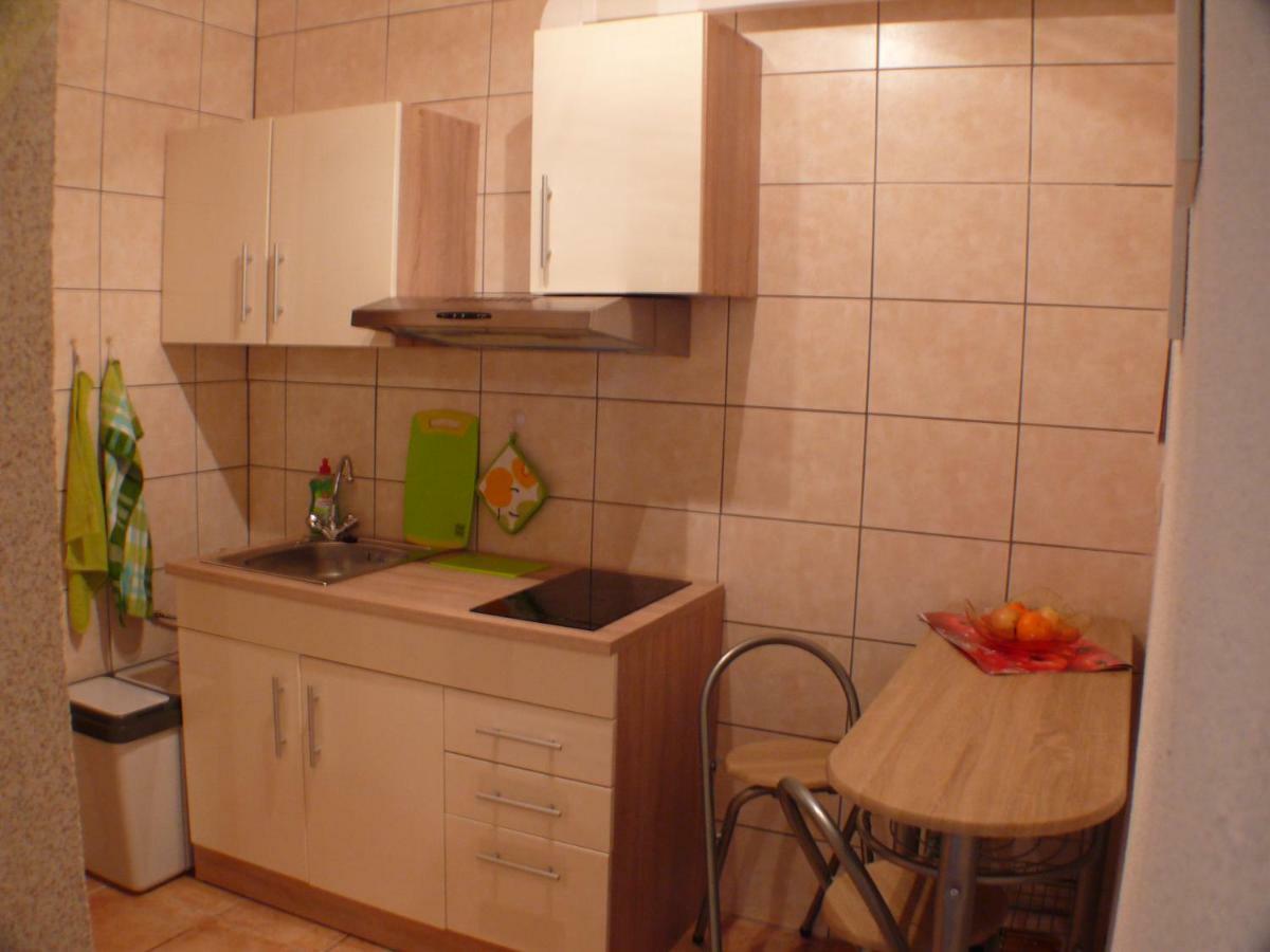 Apartment Im Gruenen Mit Anbindung Ans Zentrum Erfurt Eksteriør billede